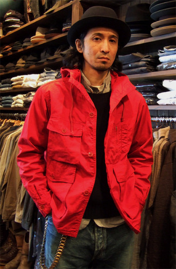 CORONA_Jkt14a.jpg