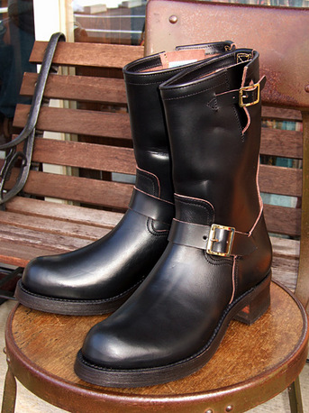 TOYS_Boots2.jpg